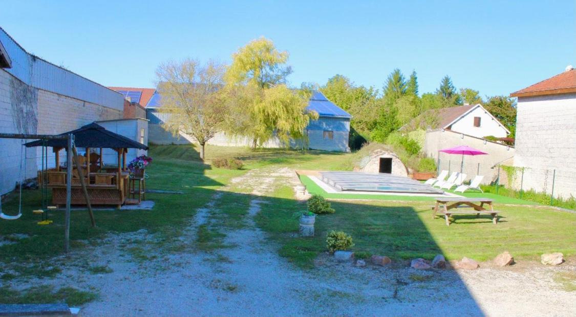 Chambres D'Hotes Aux Portes Des Tumuli Bussy-le-Château Kültér fotó